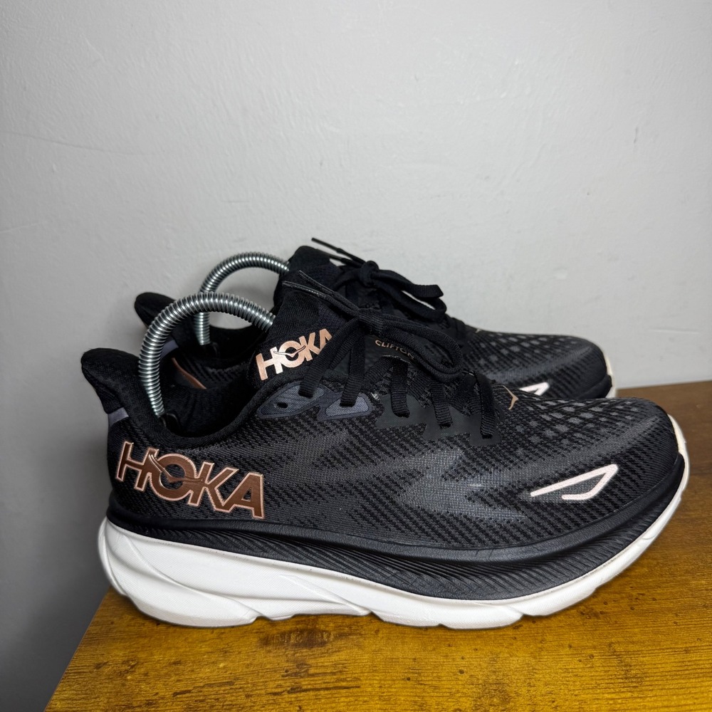 Hoka Clifton 9 Running Shoes Womens Size 8 Black Rose Gold 1127896 BRGL